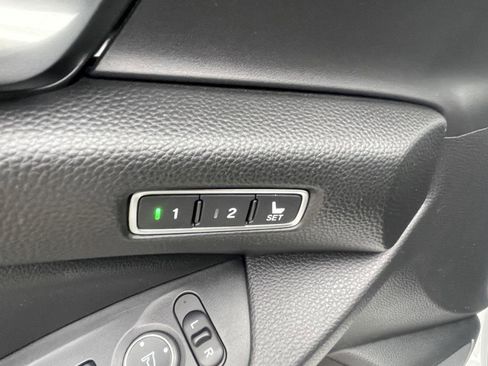 Used 2022 Honda Accord EX-L image 9