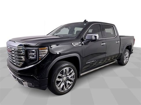 Used 2025 GMC Sierra 1500 Denali image 4