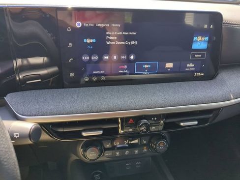 New 2026 Nissan Kicks SV w/ Cold Weather Package FWD image 18