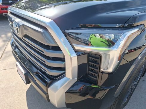 Used 2026 Toyota Tundra Limited w/ Power Package AWD/4WD image 10