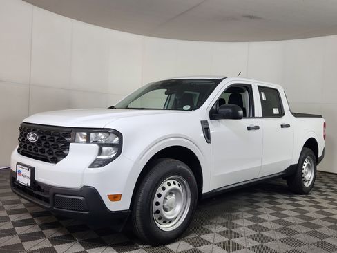 New 2026 Ford Maverick XL w/ Equipment Group 101A image 3