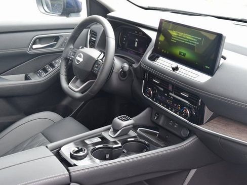 New 2026 Nissan Rogue Platinum w/ Platinum Premium Package image 17