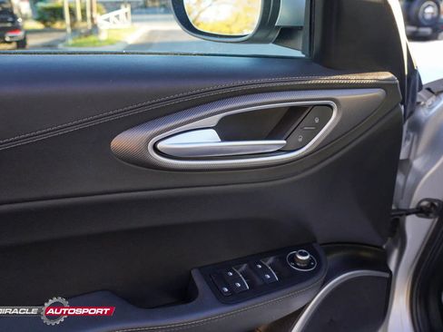 Used 2019 Alfa Romeo Giulia Ti Sport w/ Quick Order Package 22S Sport image 17