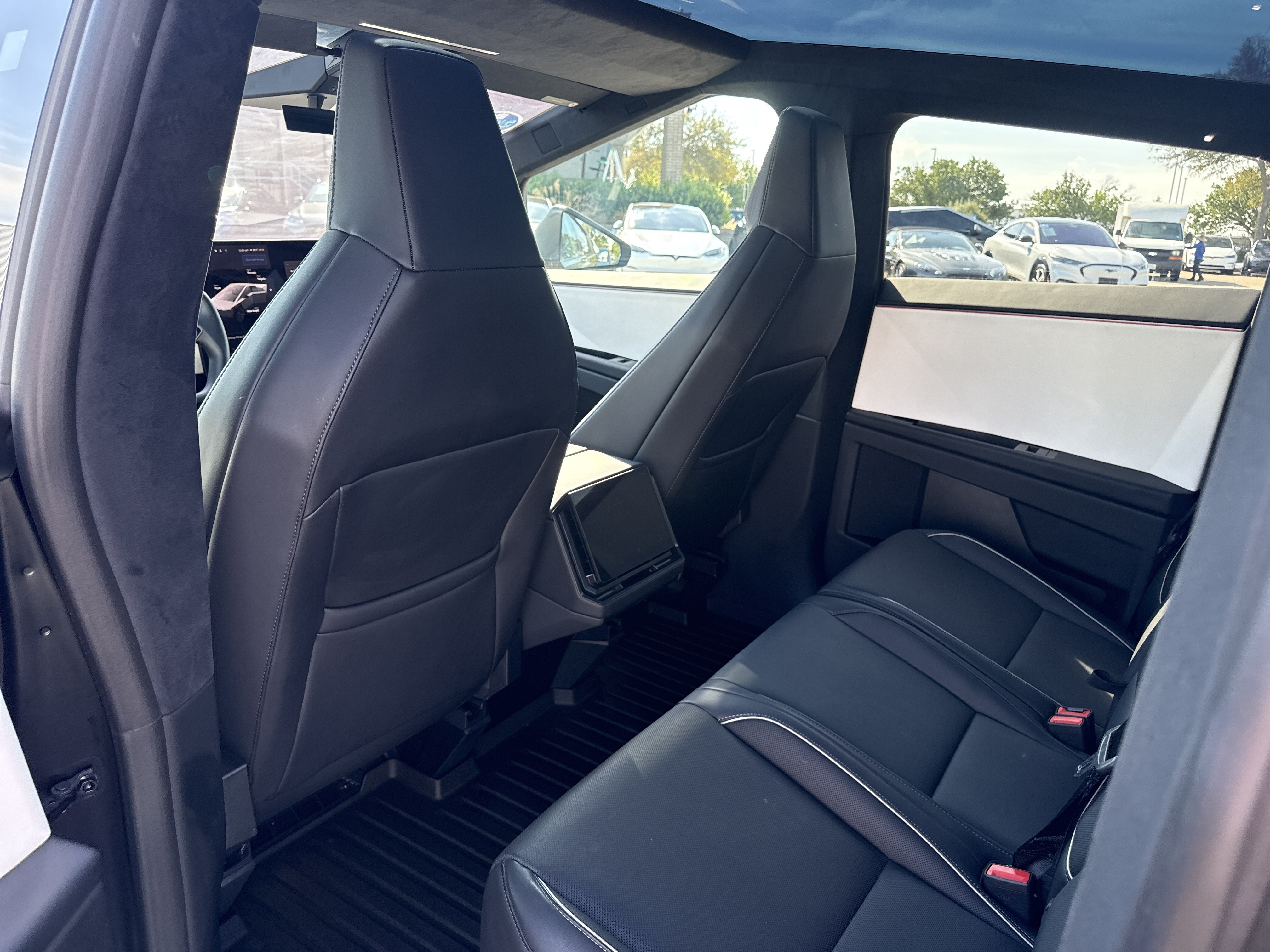 Used 2024 Tesla Cybertruck Cyberbeast AWD/4WD image 9