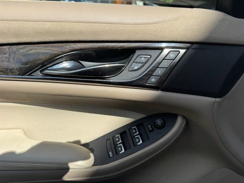Used 2014 Cadillac CTS Luxury RWD image 25