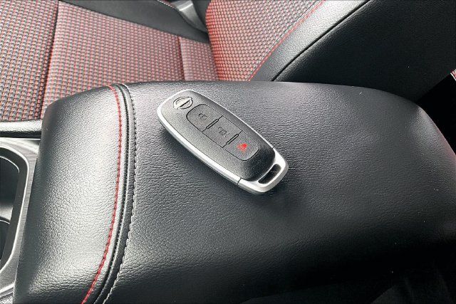 Certified 2025 Nissan Kicks SR AWD/4WD image 32