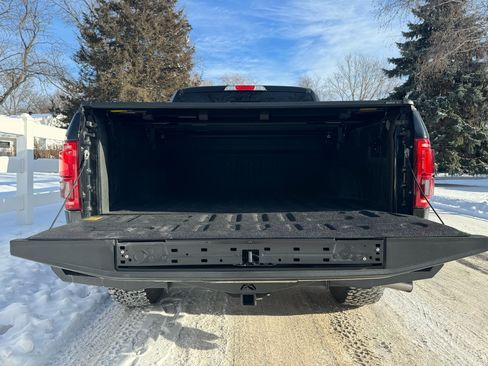 Used 2016 Ford F150 Platinum w/ Equipment Group 701A Luxury image 33