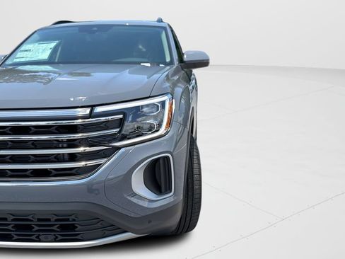 New 2026 Volkswagen Atlas SE FWD image 37