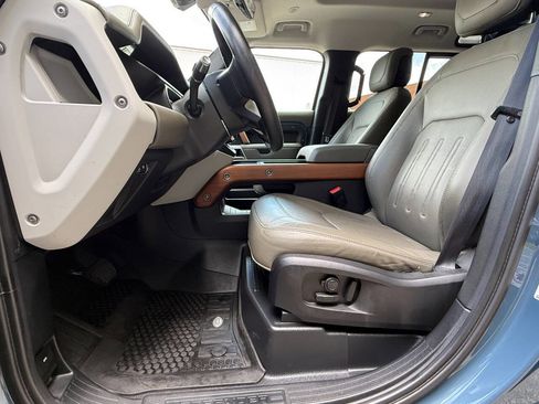 Used 2020 Land Rover Defender 110 SE image 22