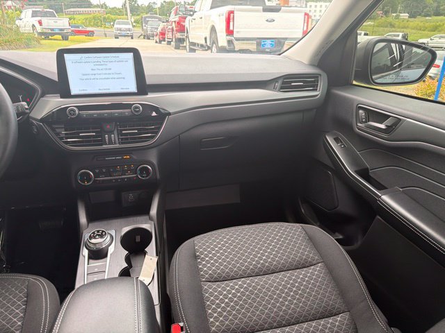 Used 2024 Ford Escape Active w/ Cold Weather Package FWD image 13
