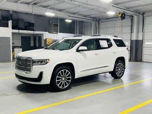 Used 2021 GMC Acadia Denali image 18
