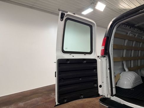 Used 2024 GMC Savana 2500 w/ Driver Convenience Package image 74