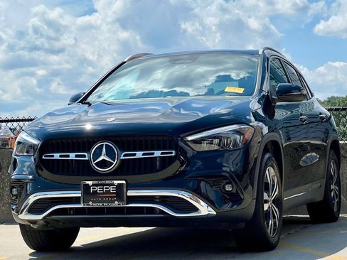 Certified 2024 Mercedes-Benz GLA 250 4MATIC image 4