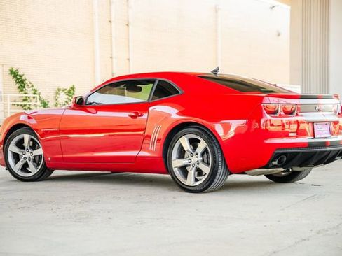 Used 2010 Chevrolet Camaro SS w/ RS Package image 49