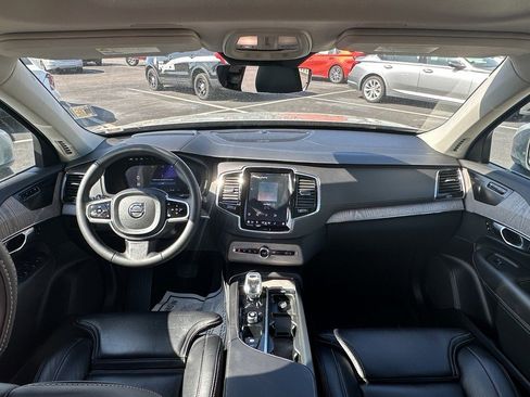 Used 2023 Volvo XC90 B6 Ultimate w/ Protection Package Premier image 26