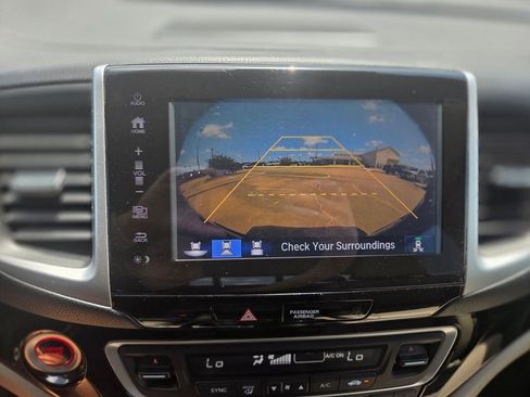 Used 2018 Honda Ridgeline RTL-E image 22