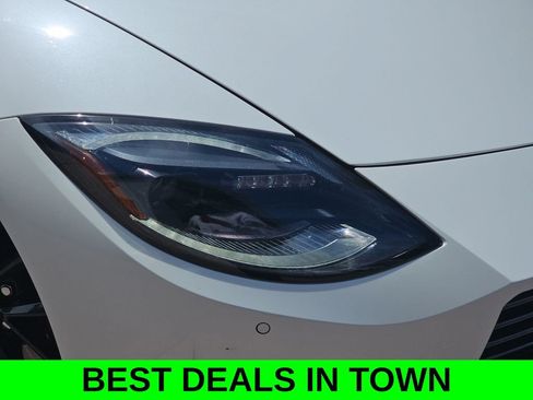 Used 2025 Nissan Z Performance w/ Floor Mat Package RWD image 33