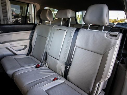 Used 2018 Volkswagen Atlas SE image 48