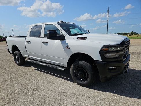 New 2025 RAM 2500 Tradesman AWD/4WD image 10