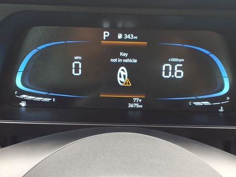 Used 2025 Hyundai Elantra Sport image 47