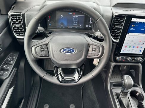 New 2025 Ford Ranger Lariat w/ Trailer Tow Package AWD/4WD image 13