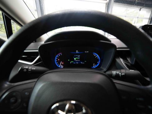 Used 2022 Toyota Corolla LE FWD image 15