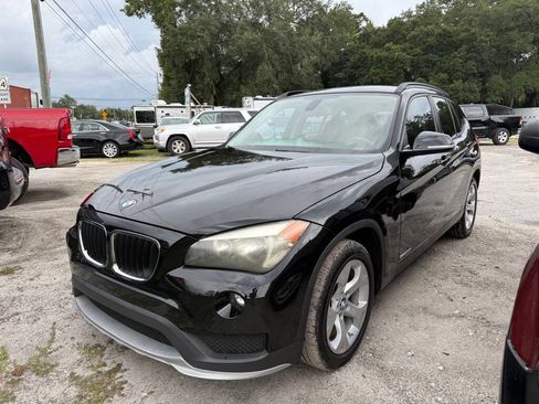 Used 2015 BMW X1 sDrive28i image 1