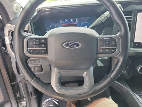 Used 2024 Ford F250 Lariat w/ Lariat Ultimate Package AWD/4WD image 18