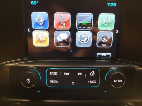 Used 2018 Chevrolet Silverado 1500 LT w/ All Star Edition RWD image 25