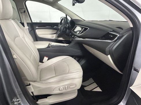Used 2024 Buick Enclave Essence image 33