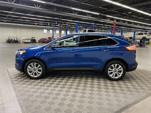 Used 2023 Ford Edge Titanium image 7