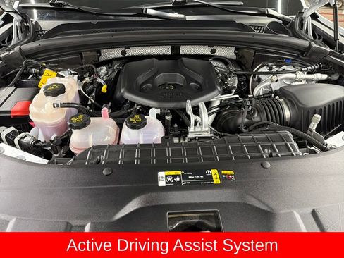 Used 2023 Jeep Grand Cherokee Overland w/ Advanced Protech Group III image 26