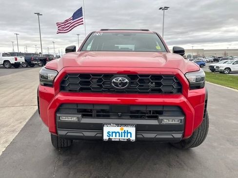 Used 2025 Toyota 4Runner TRD Off-Road Premium AWD/4WD image 8