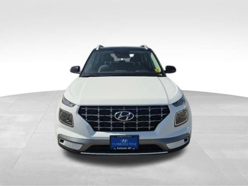 New 2026 Hyundai Venue SEL FWD image 2