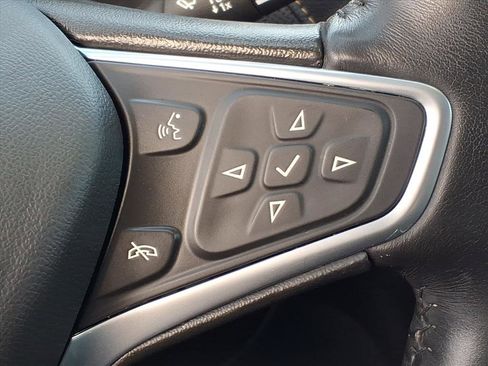 Used 2022 Chevrolet Equinox Premier image 13