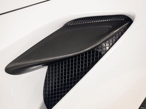 Certified 2023 Ferrari F8 Tributo RWD image 59