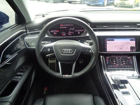 Used 2023 Audi S8 AWD/4WD image 7