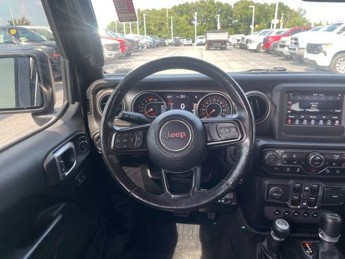 Used 2020 Jeep Wrangler Unlimited Sport S AWD/4WD image 16