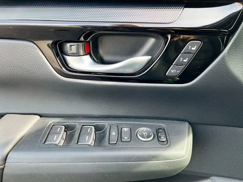 Used 2024 Honda CR-V Sport Touring image 18