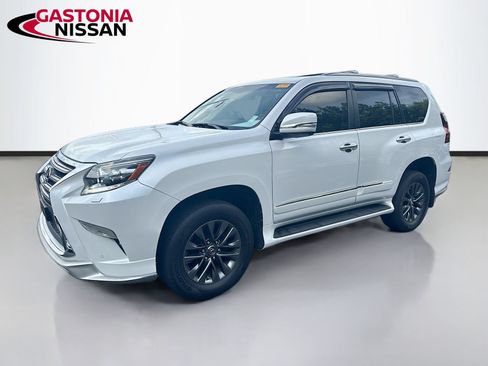 Used 2018 Lexus GX 460 Premium AWD/4WD image 3