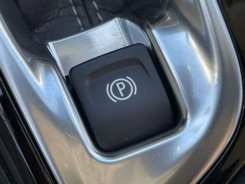 Used 2024 Buick Encore GX Sport Touring image 37