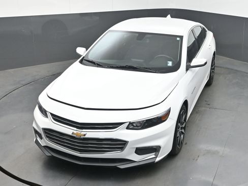 Used 2018 Chevrolet Malibu LT FWD image 33