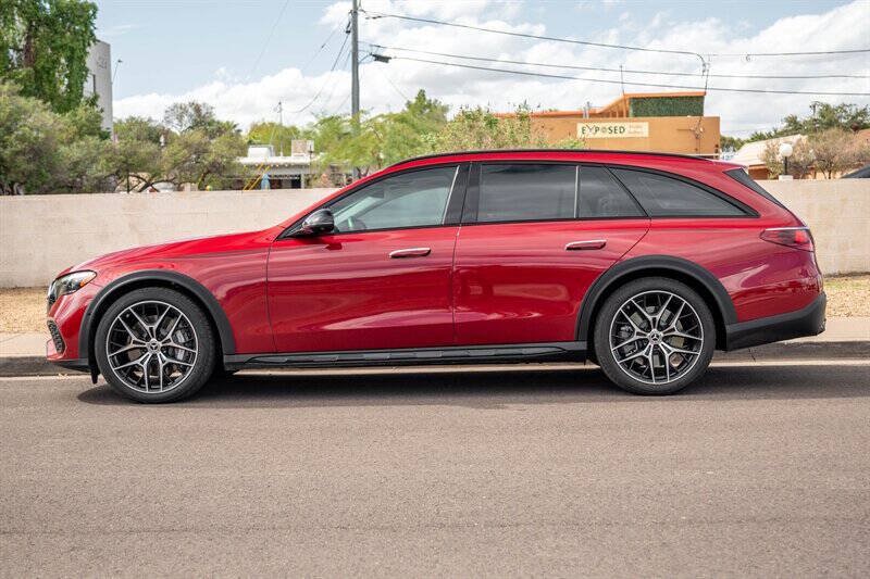 Used 2025 Mercedes-Benz E 450 4MATIC All-Terrain Wagon image 2