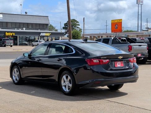 Used 2022 Chevrolet Malibu LS FWD image 6