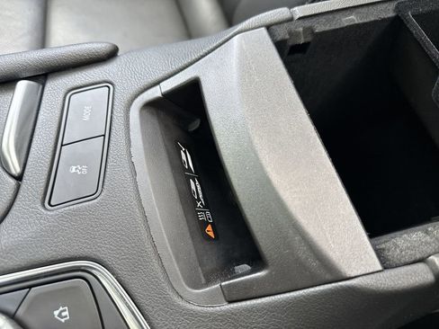 Used 2022 Cadillac XT6 Sport w/ Technology Package AWD/4WD image 42