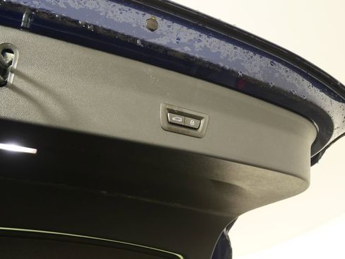 Certified 2024 BMW X4 xDrive30i image 18