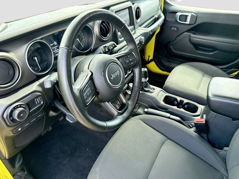 Used 2023 Jeep Wrangler Unlimited w/ Cold Weather Group AWD/4WD image 25