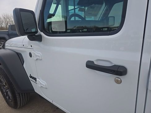 New 2026 Jeep Wrangler Unlimited Sport AWD/4WD image 26