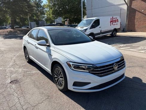 Used 2019 Volkswagen Jetta SEL FWD image 5