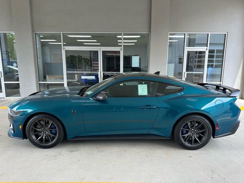 New 2026 Ford Mustang Dark Horse image 4